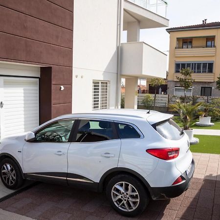 Maisonette Modena Park Esterno foto