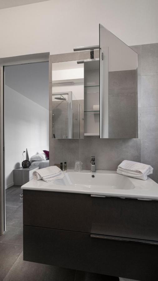 Maisonette Modena Park Esterno foto