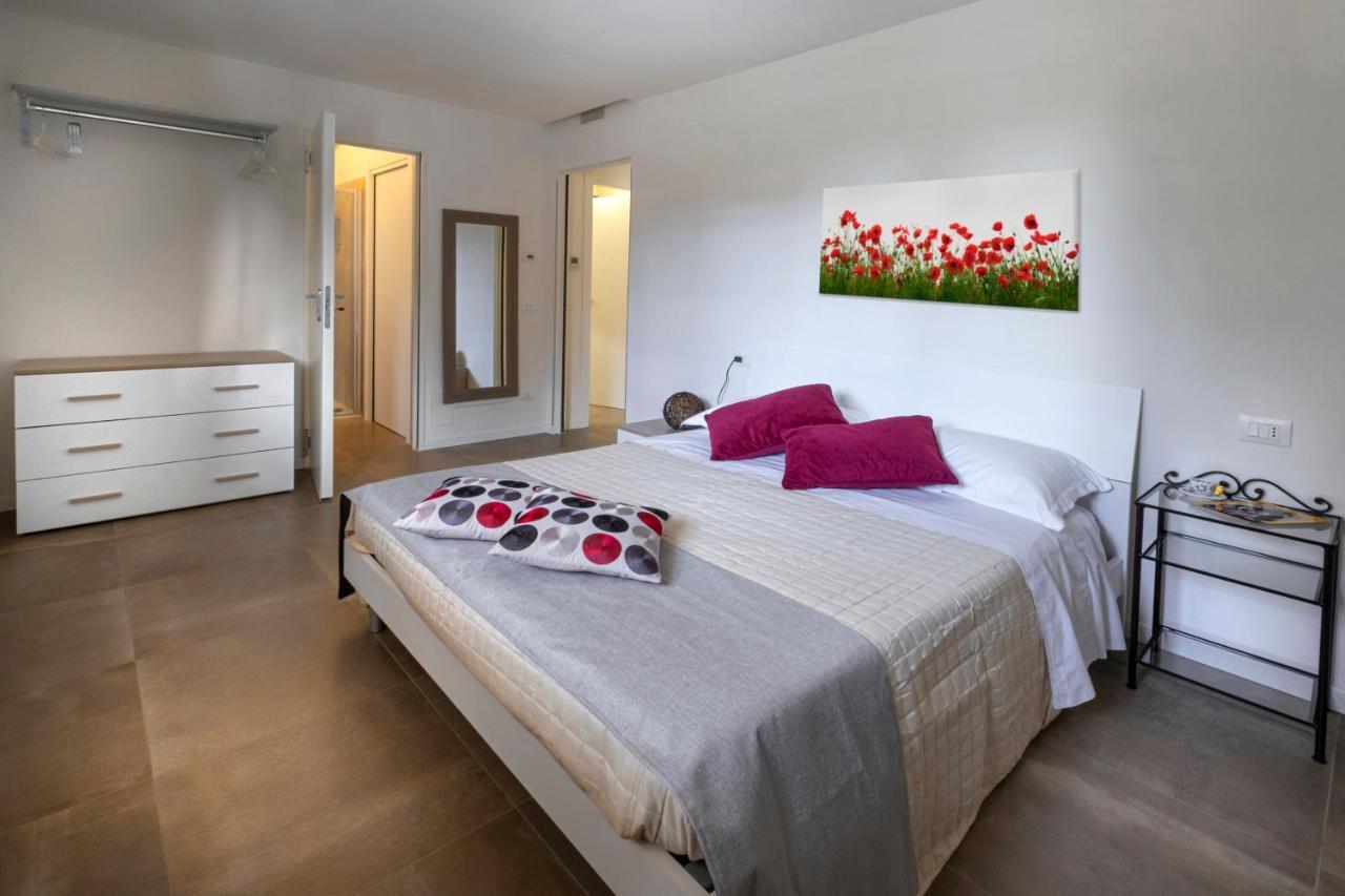 Maisonette Modena Park Esterno foto