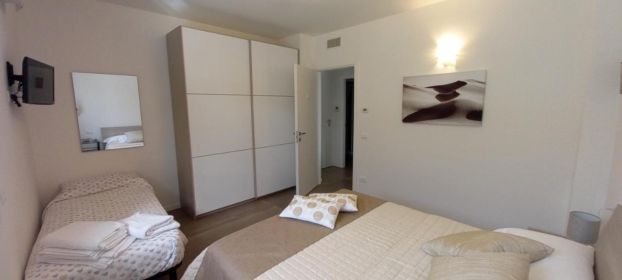 Maisonette Modena Park Esterno foto