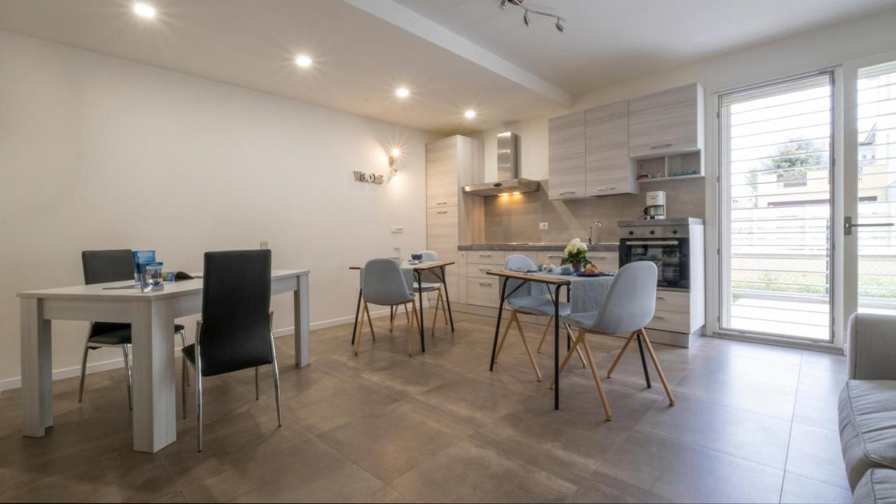 Maisonette Modena Park Esterno foto
