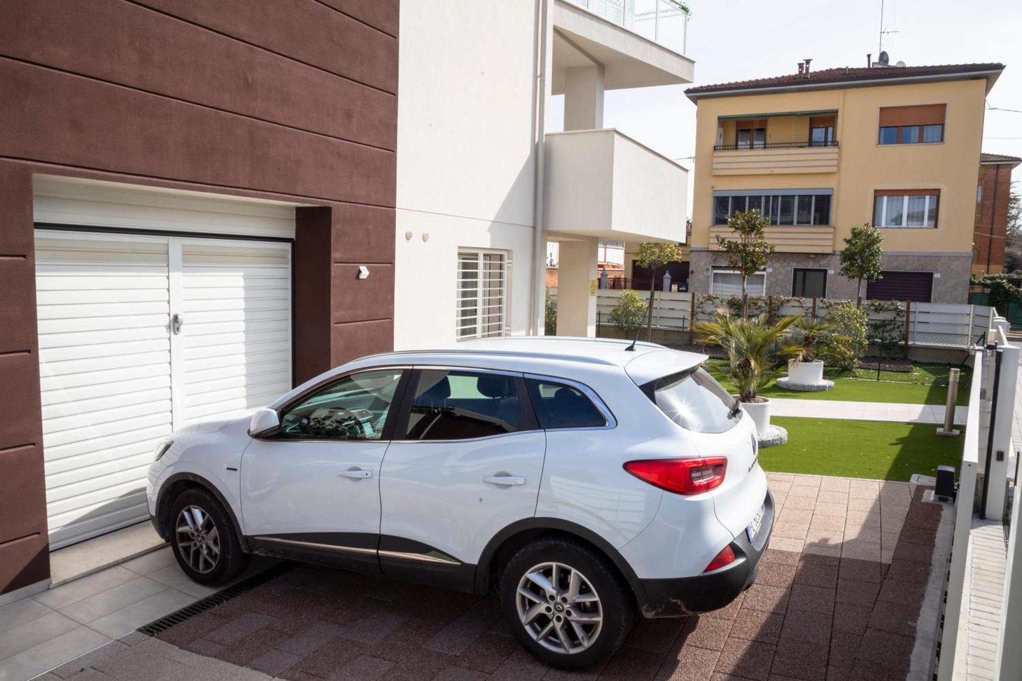Maisonette Modena Park Esterno foto